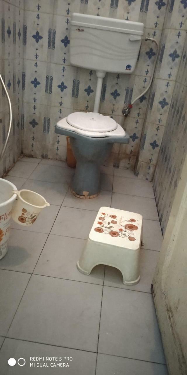 Hotel Uttam Nivas Ahmedabad Luaran gambar